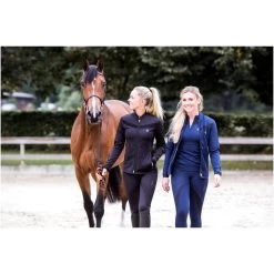 2022 Ariat Womens Ascent Full Zip 10039436 - Navy 10 2022 Ariat Womens Ascent Full Zip 10039436 - Navy -Equestrian Clothing Store 4221 S21 WMS ENGL Germany AE G5A8785 RTL.700x700