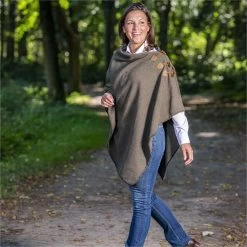 2022 Baleno Womens Elite Fleece Poncho 955BB8TX9GW1 - Moss Green -Equestrian Clothing Store 5047 202220Baleno20Womens20Elite20Fleece20Poncho20955BB8TX9GW120 20Moss20Green20Lifestyle201.700x700