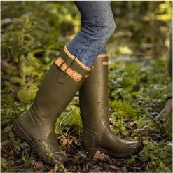 Ariat Womens Burford Wellington Boots - Olive Green -Equestrian Clothing Store 531 Ariat20Womens20Burford20Wellies20Olive20Green.2000x2000.700x700