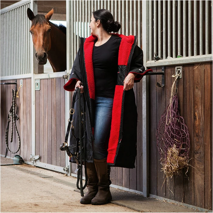 2022 Dryrobe Advance Long Sleeve Premium Outdoor Change Robe LSDABG - Black / Grey 6 2022 Dryrobe Advance Long Sleeve Premium Outdoor Change Robe LSDABG - Black / Grey - Image 4